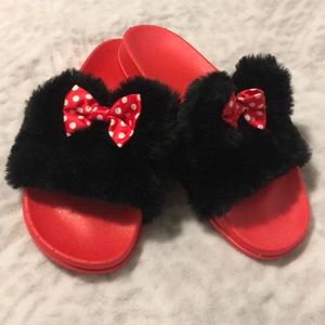 ✰𝚍𝚒𝚜𝚗𝚎𝚢 𝚜𝚕𝚒𝚙𝚙𝚎𝚛𝚜/𝚜𝚕𝚒𝚍𝚎𝚜